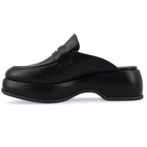 Journee Collection Antonina Flats Womens Size 7.5 Slip On Comfort Foam Black